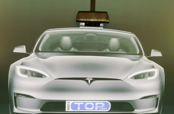 De iToplight kan automatisch boekingsnummers, namen, tarieven of huidige prijzen tonen.